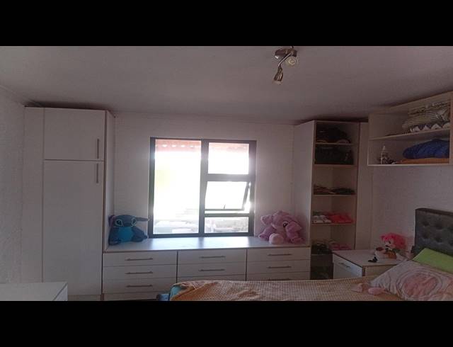 4 BEDROOM FREESTANDING FOR SALE IN MITCHELLS PLAIN CENTRAL